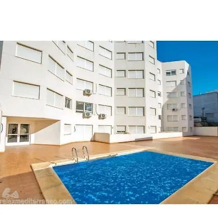 Schoene Mit Pool , Wi-fi Und Privat Garage *