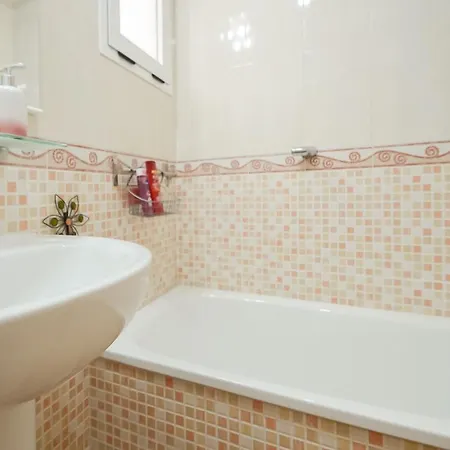 Schoene Mit Pool , Wi-fi Und Privat Garage Lägenhet Torrevieja