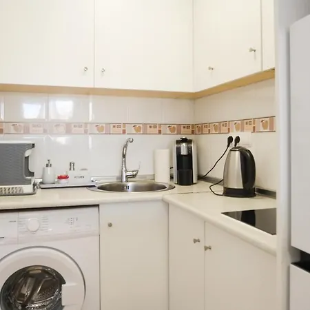 Lägenhet Schoene Mit Pool , Wi-fi Und Privat Garage