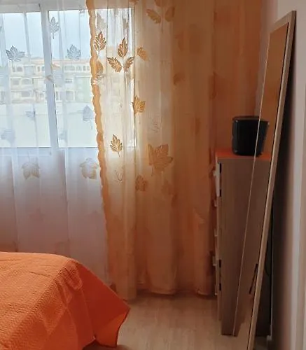 Apartamento Schoene Mit Pool , Wi-fi Und Privat Garage