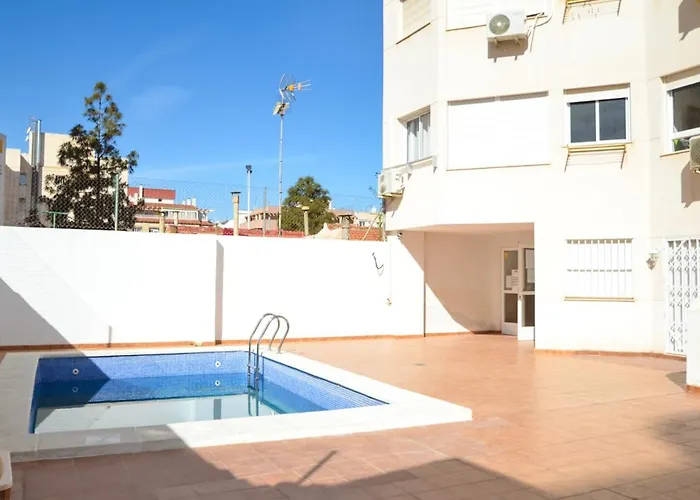 Apartamento Schoene Mit Pool , Wi-fi Und Privat Garage
