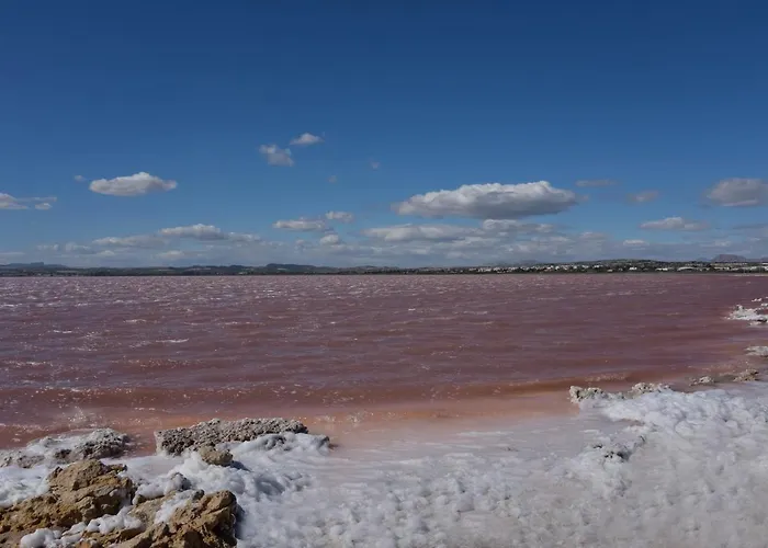 Apartamento Schoene Mit Pool , Wi-fi Und Privat Garage *